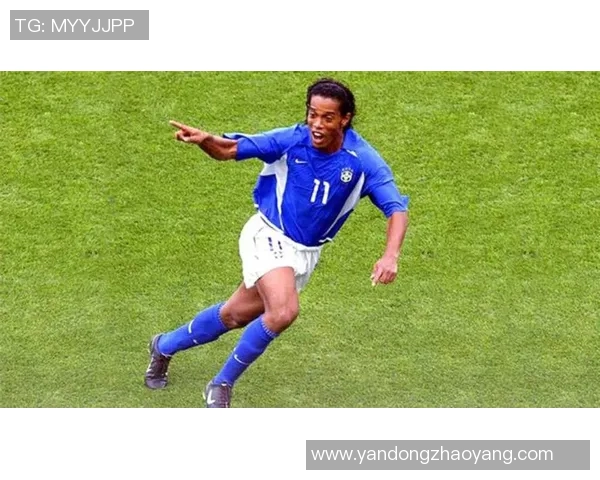 小罗的经典进球瞬间回顾点燃足球热情的精彩时刻